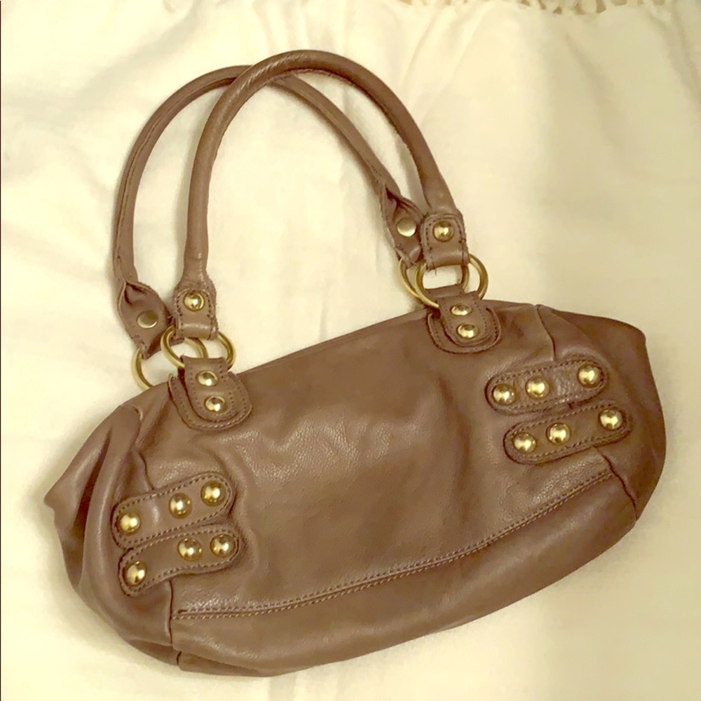 Linea Pelle shoulder bag. Gray. Gold hardware.